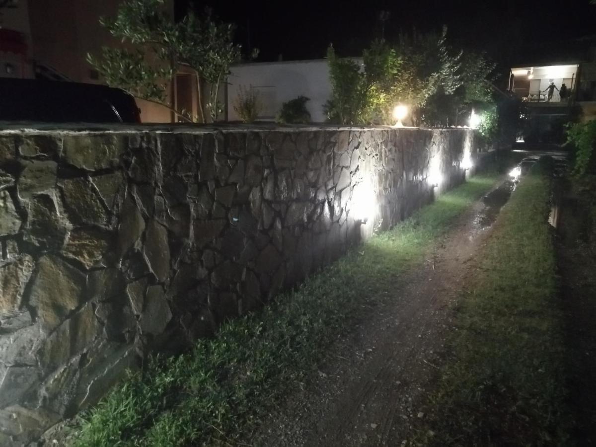 Néa MeságkalaΟ Ακλόνητος公寓式酒店 外观 照片